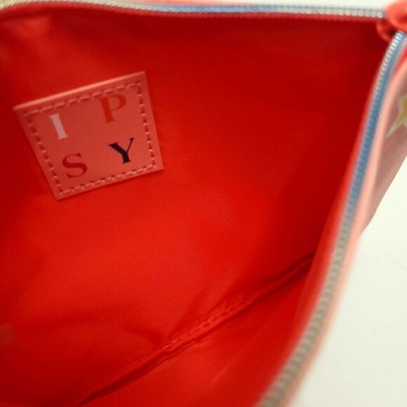 New IPSY Cosmetics Bag  - Picture 3 of 6